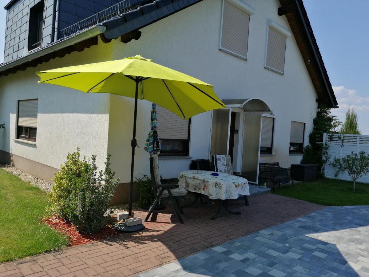 Ruhe Und Bequemlichkeit Apartment Frauendorf  Exterior photo
